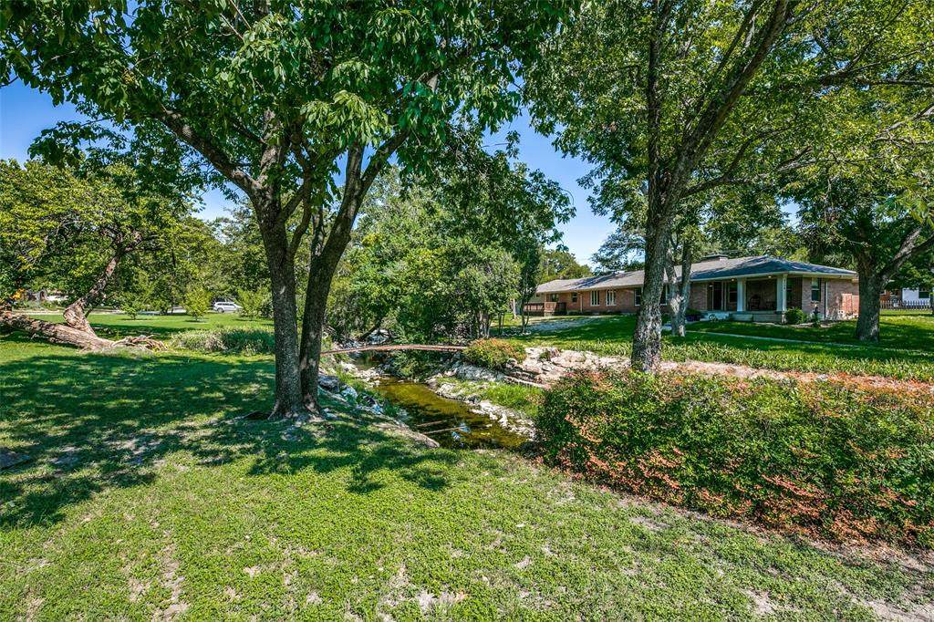 9714 Losa Drive - Photo 1