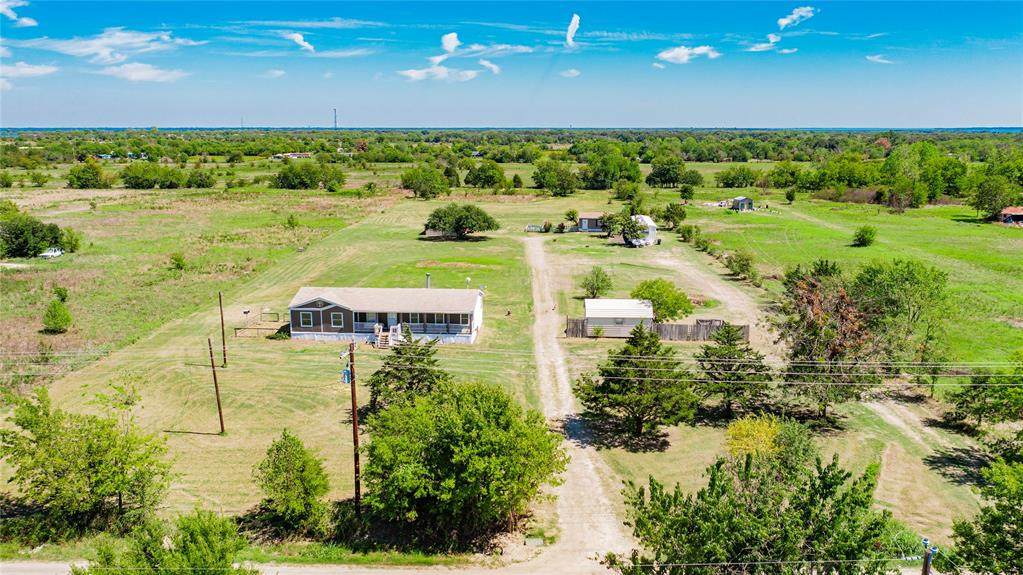 9119 Whiskers Road - Photo 1