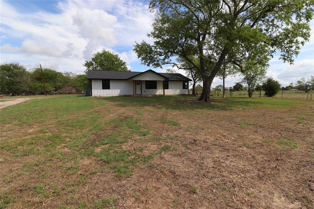 8093 County Road 4029 - Photo 1