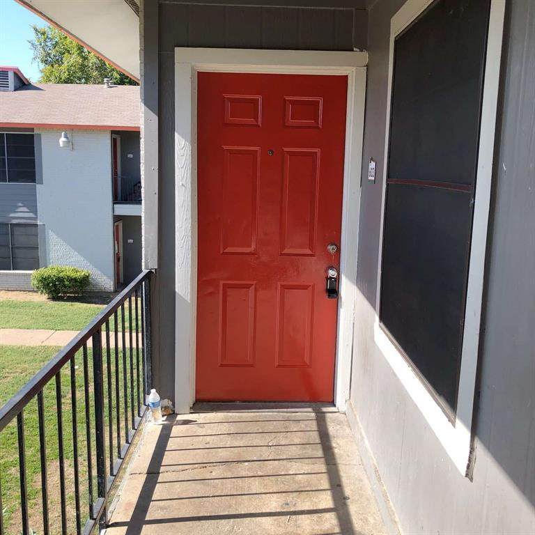 2000 Kaufman Street - Photo 1