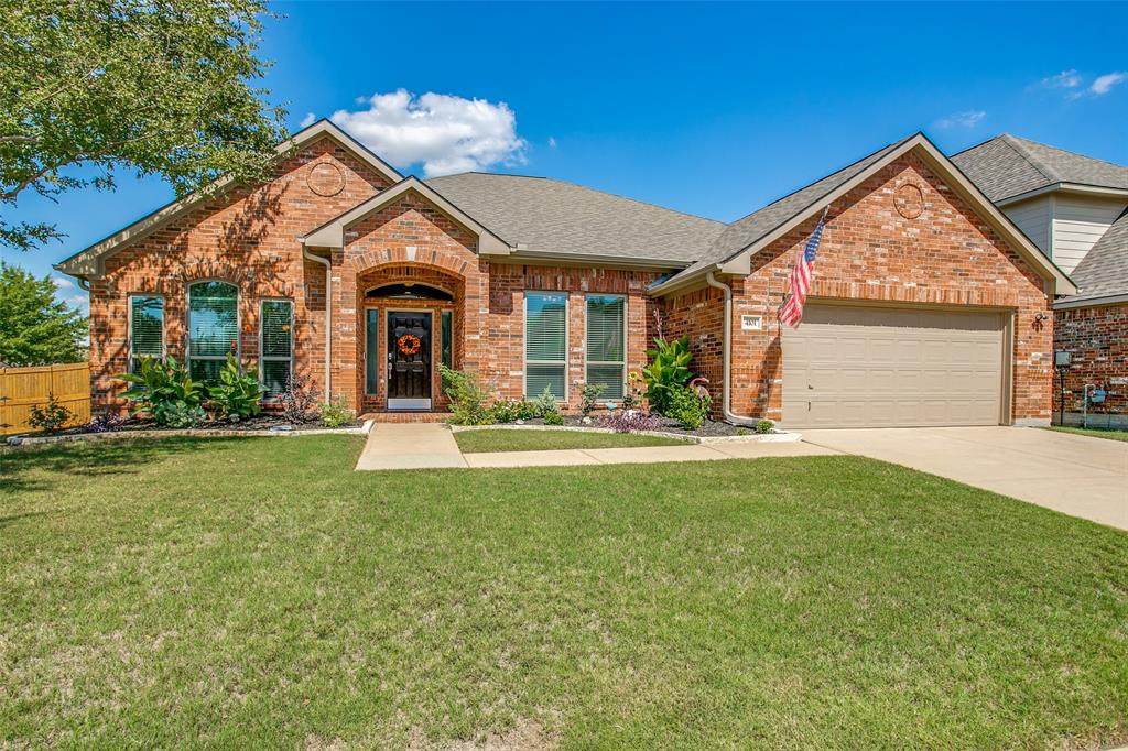 4101 Greenwood Way - Photo 1