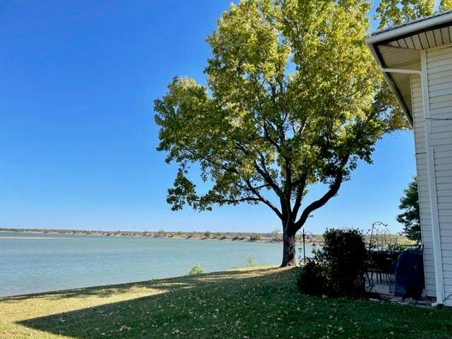 112 Harbor Drive - Photo 1