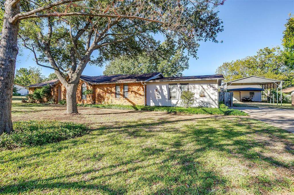 4217 County Road 919 - Photo 1