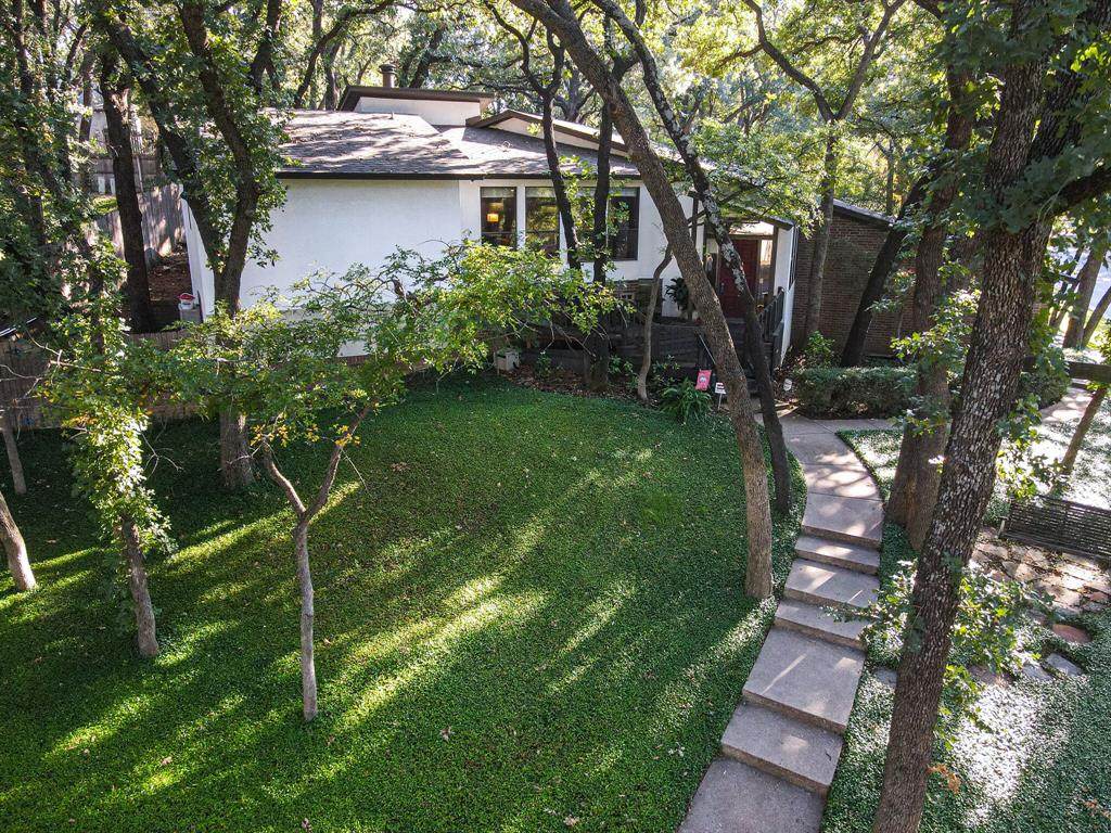 4712 Valleycrest Drive - Photo 1