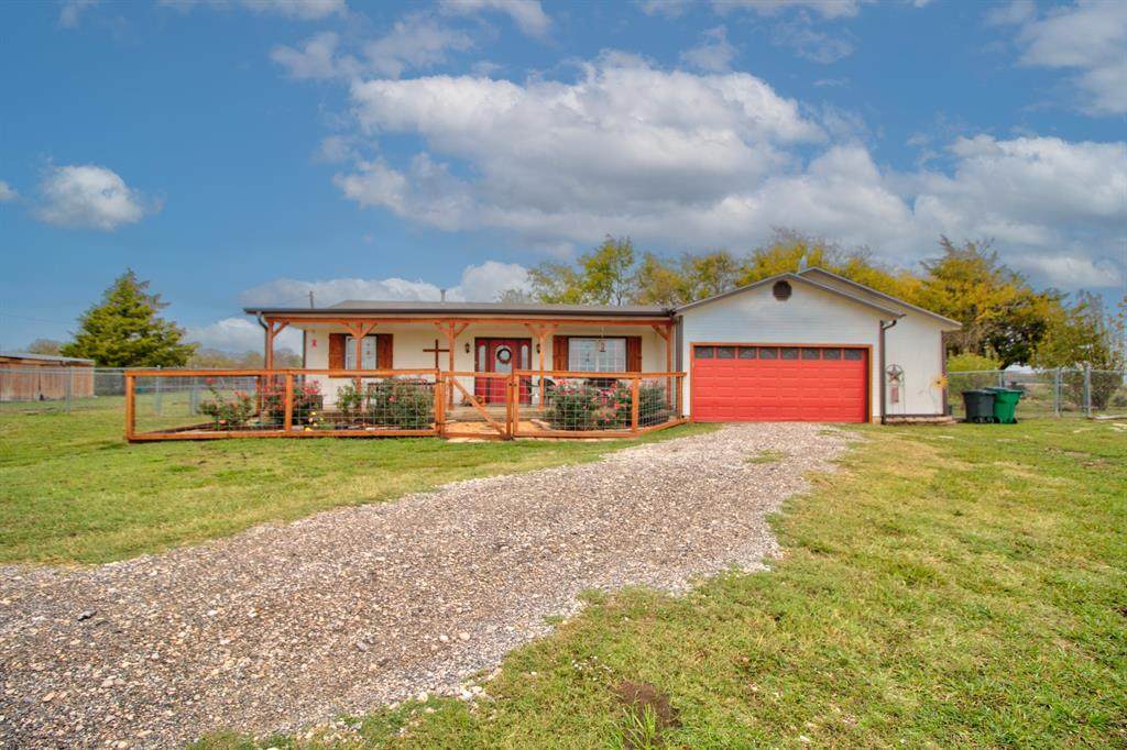 9381 County Road 470 - Photo 1