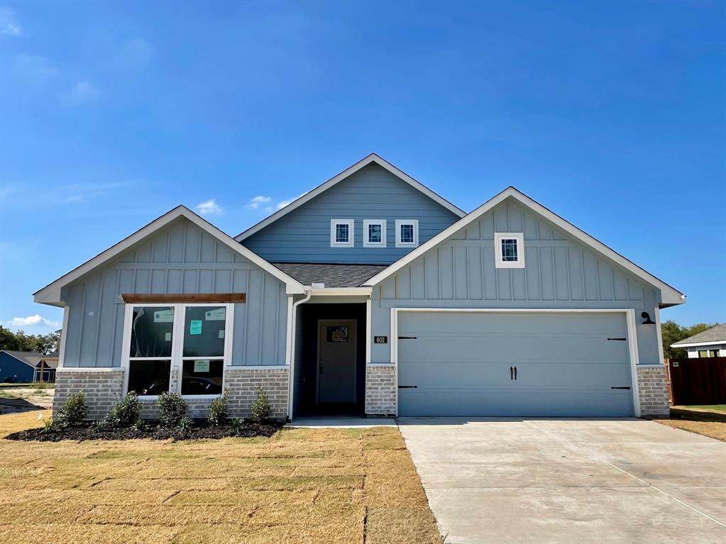 602 Finlee Way - Photo 1