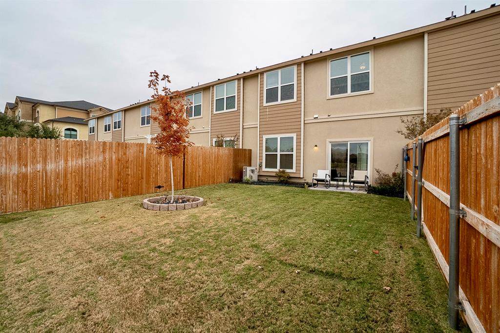 1313 Summerset Lane - Photo 1