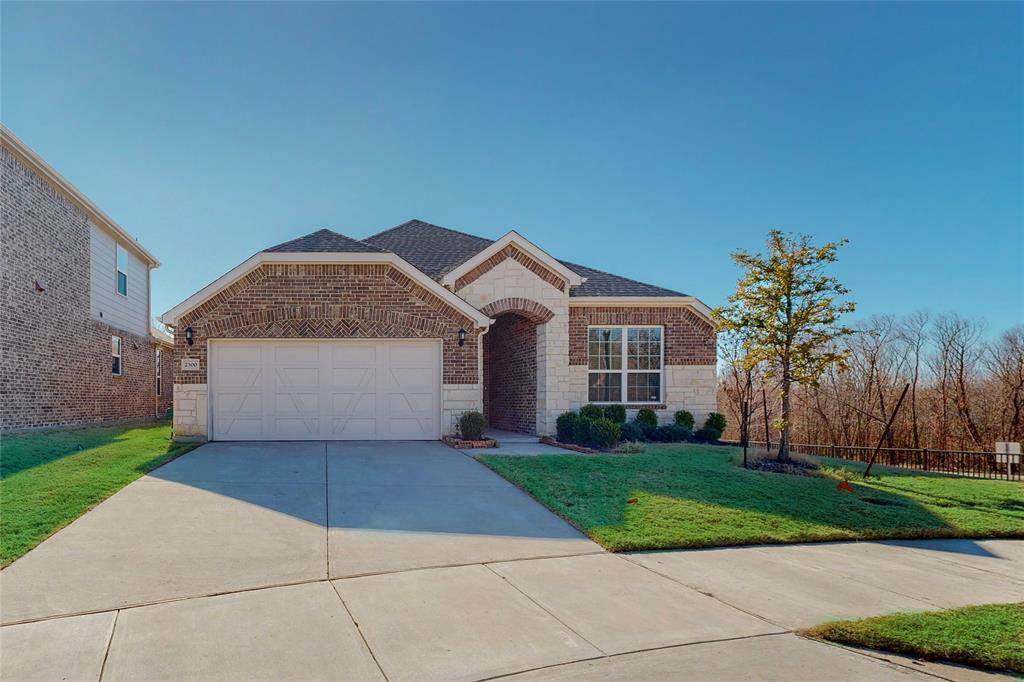 2300 Stratford Court - Photo 1