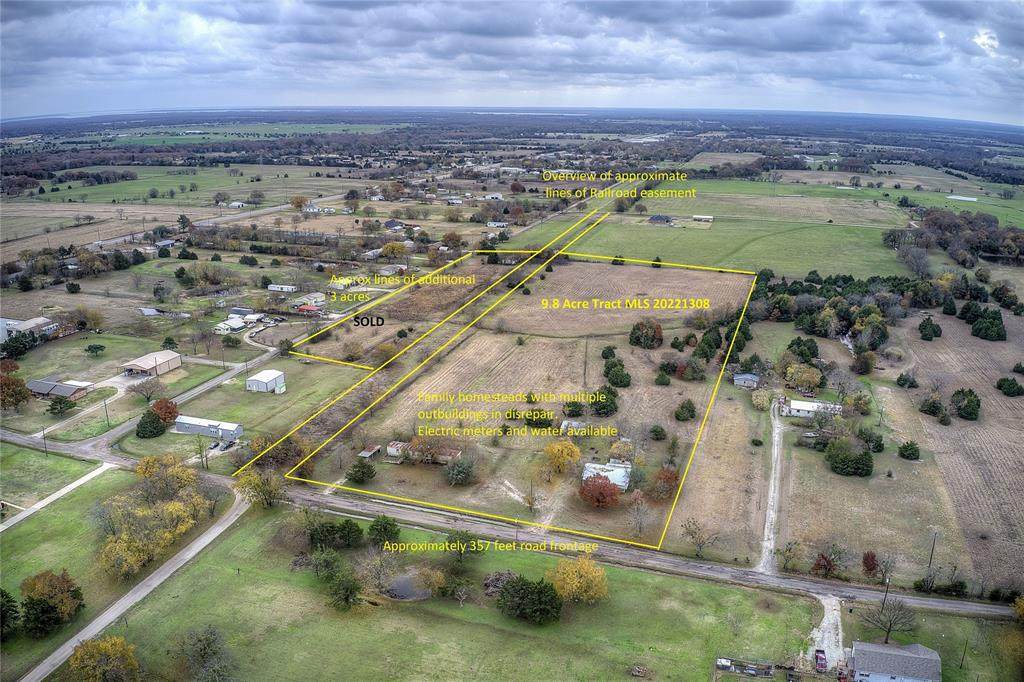 239 County Road 2240 - Photo 1