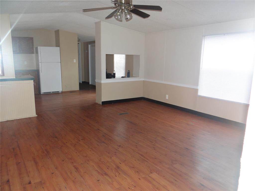 613 Park Creek Avenue - Photo 1