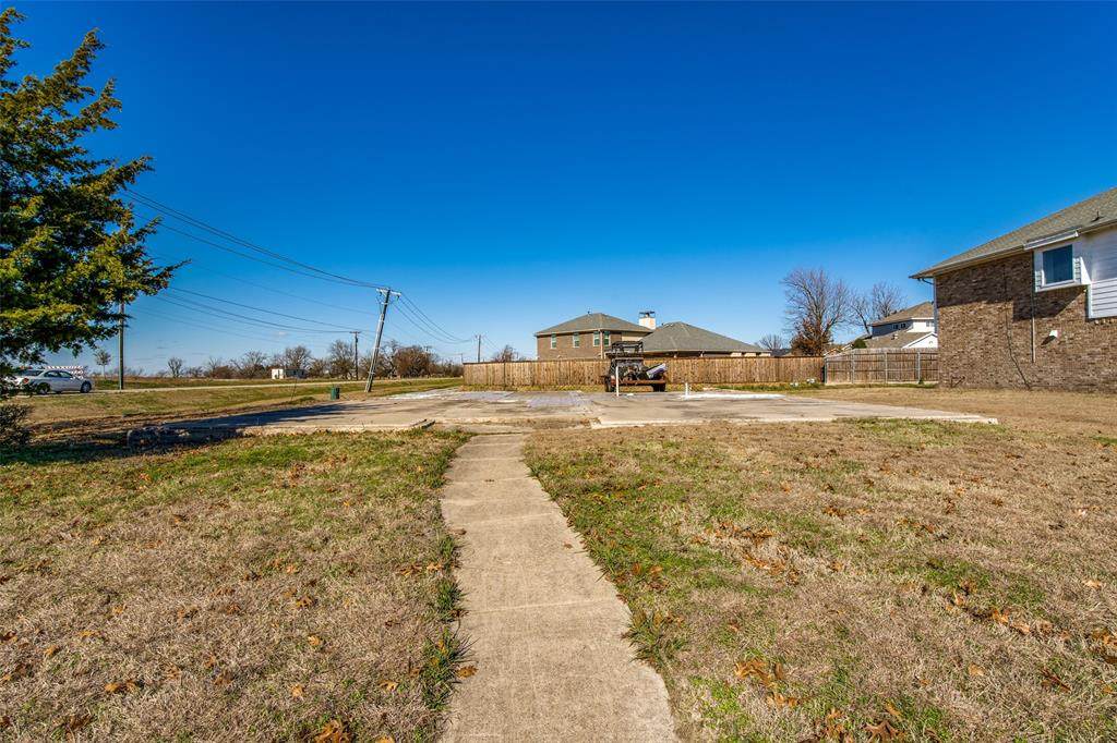 7401 Bayhill Drive - Photo 1