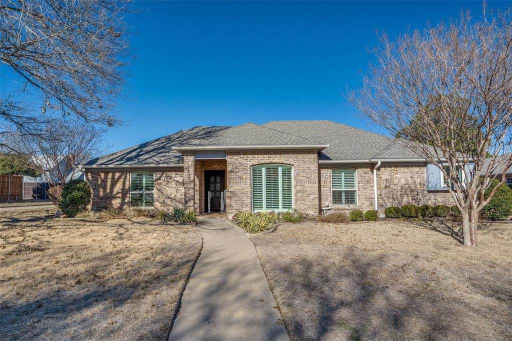 1805 Cross Bend Road - Photo 1