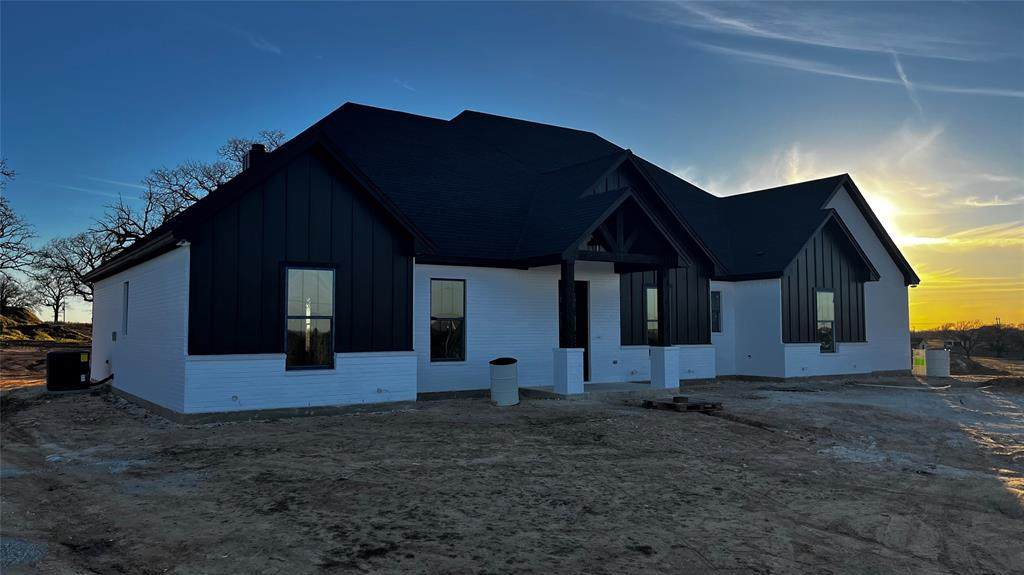 225 County Road 1180 - Photo 1
