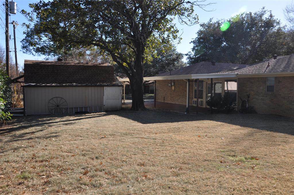 401 Monti Drive - Photo 1