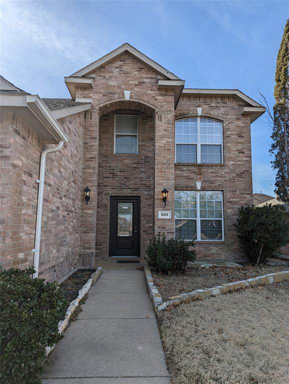 805 Essex Drive - Photo 1