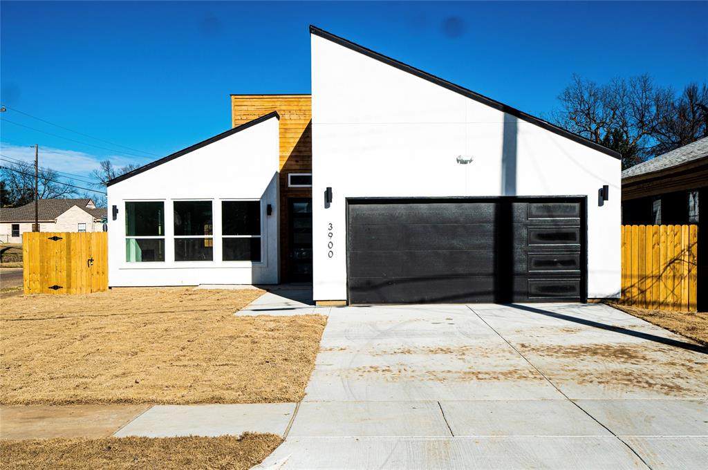 3900 Diamond Avenue - Photo 1