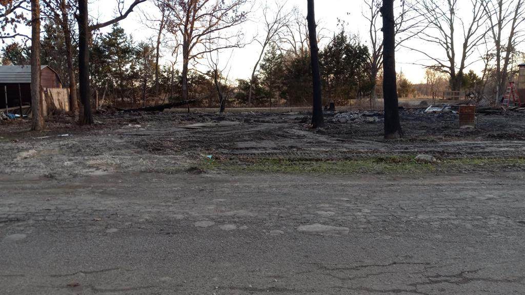 257 Private Road 7702 - Photo 1