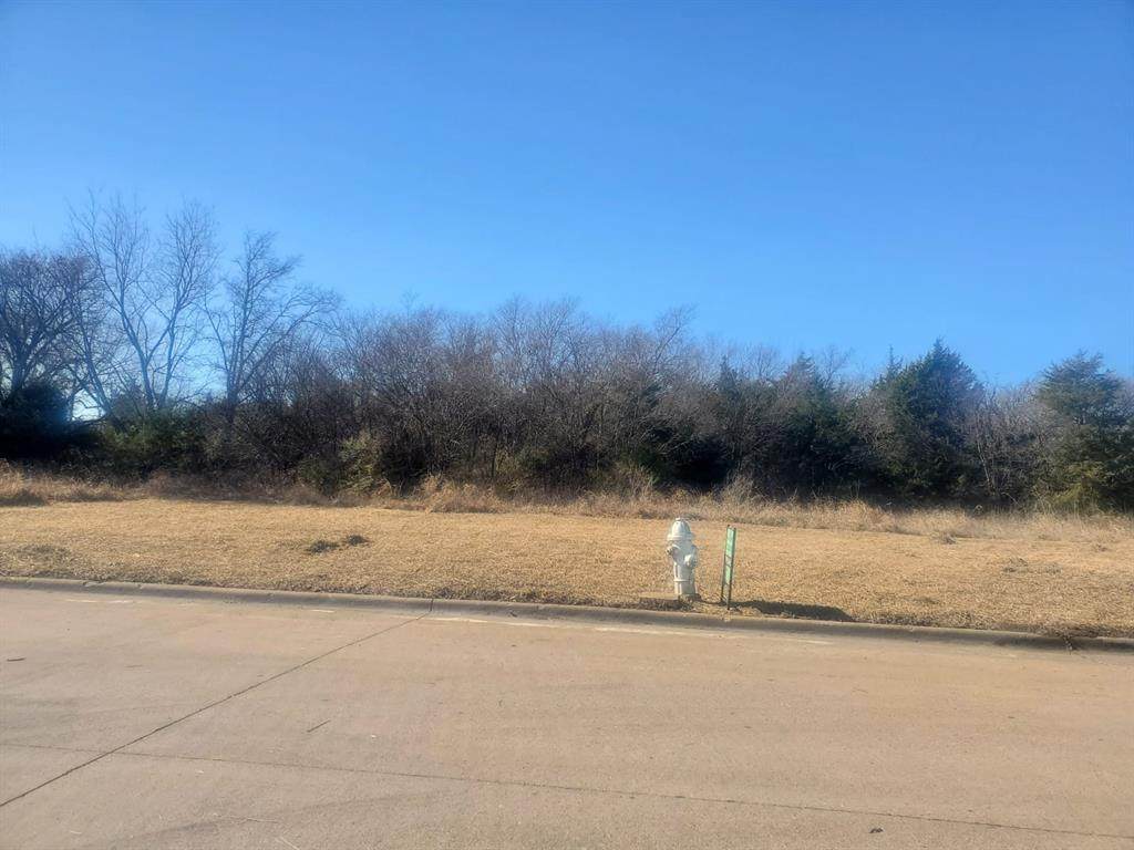 2101 Industrial Street - Photo 1
