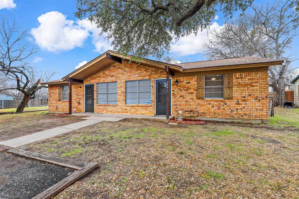2801 Skyline Drive - Photo 1
