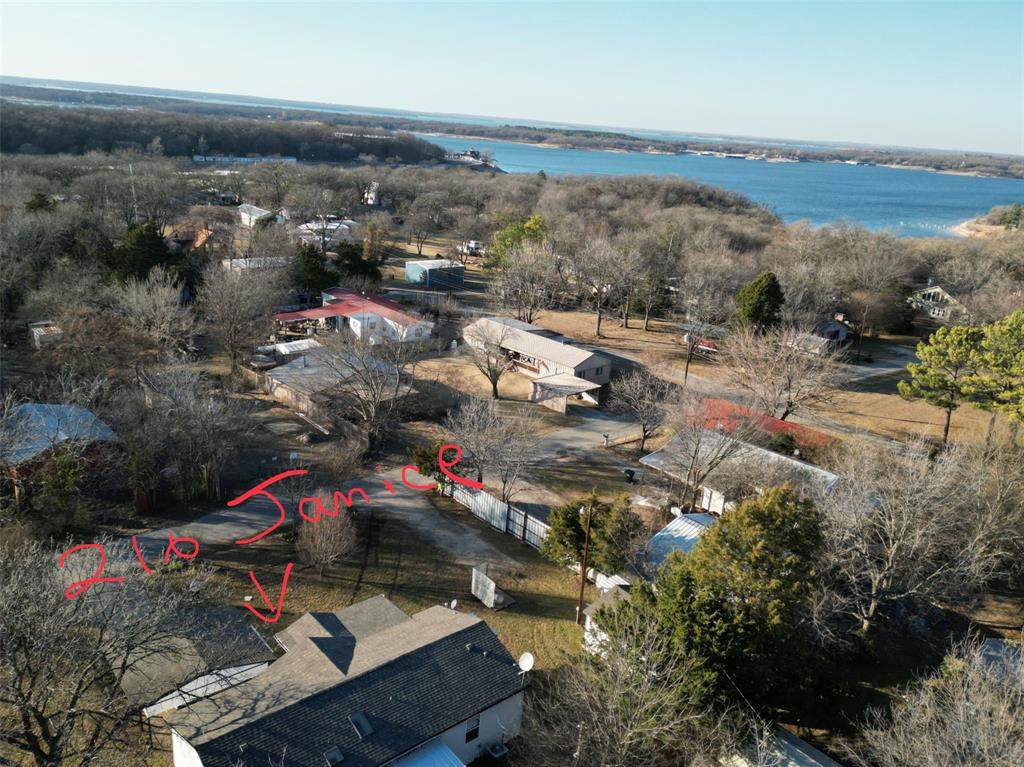 216 Janice Drive - Photo 1