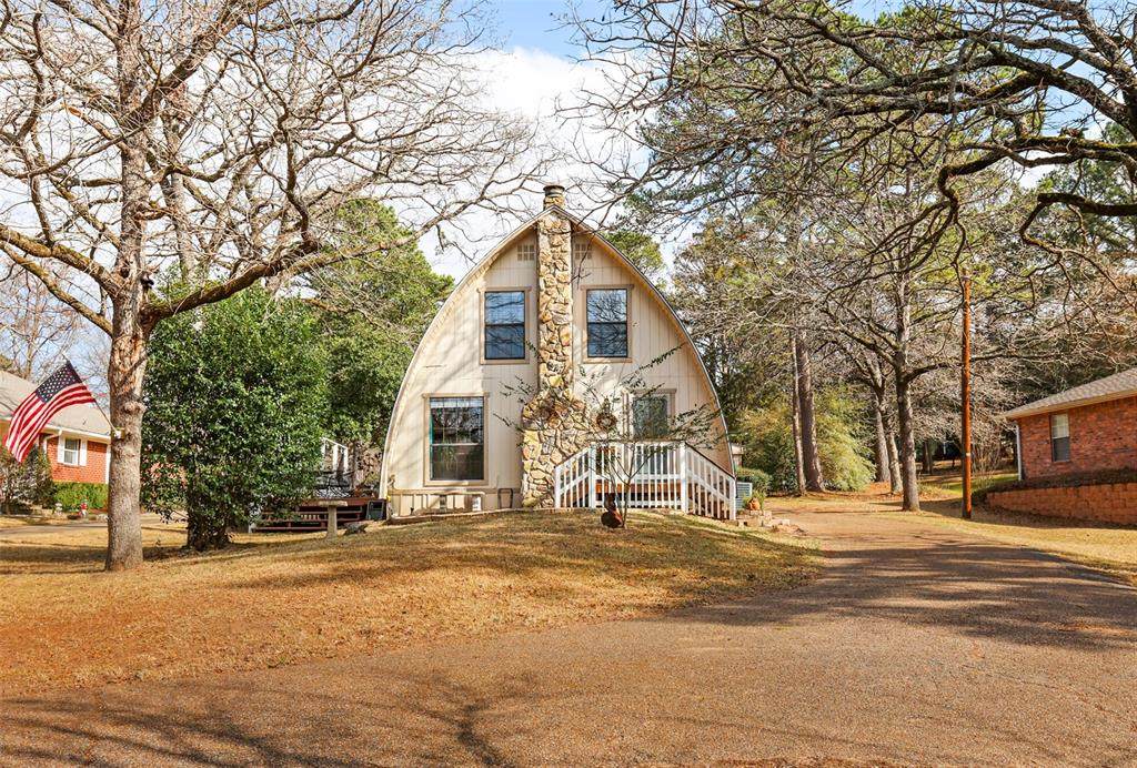 315 Highlander Heights - Photo 1