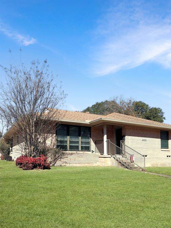 2320 Peavy Place - Photo 1