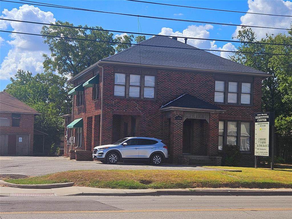 4216 Wesley Street - Photo 1