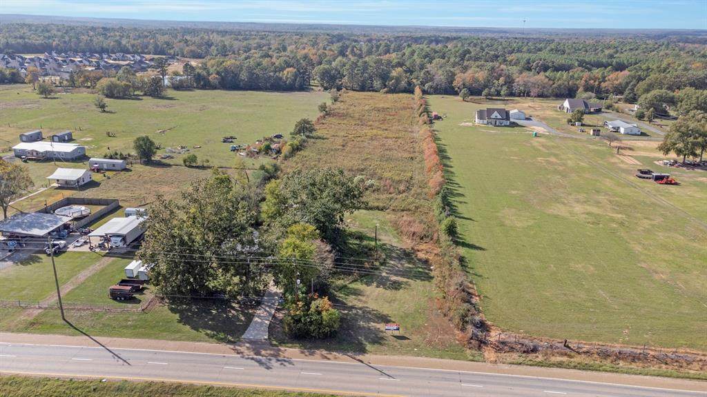 1530 Highway 171 - Photo 1