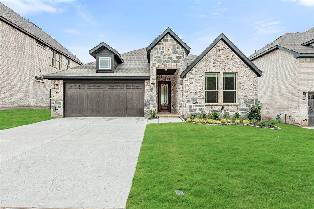 107 Kingfisher Lane - Photo 1