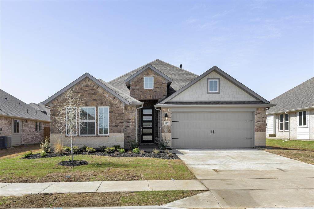 619 Creekview Lane - Photo 1