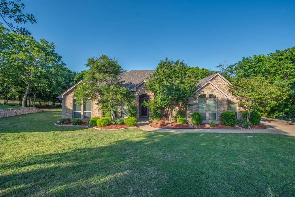 121 Parker Oaks Court - Photo 1