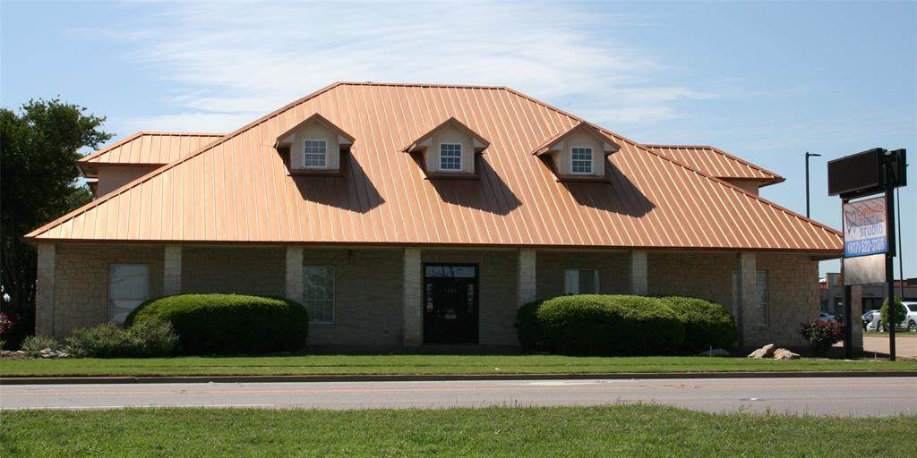 1601 Henderson - Photo 1