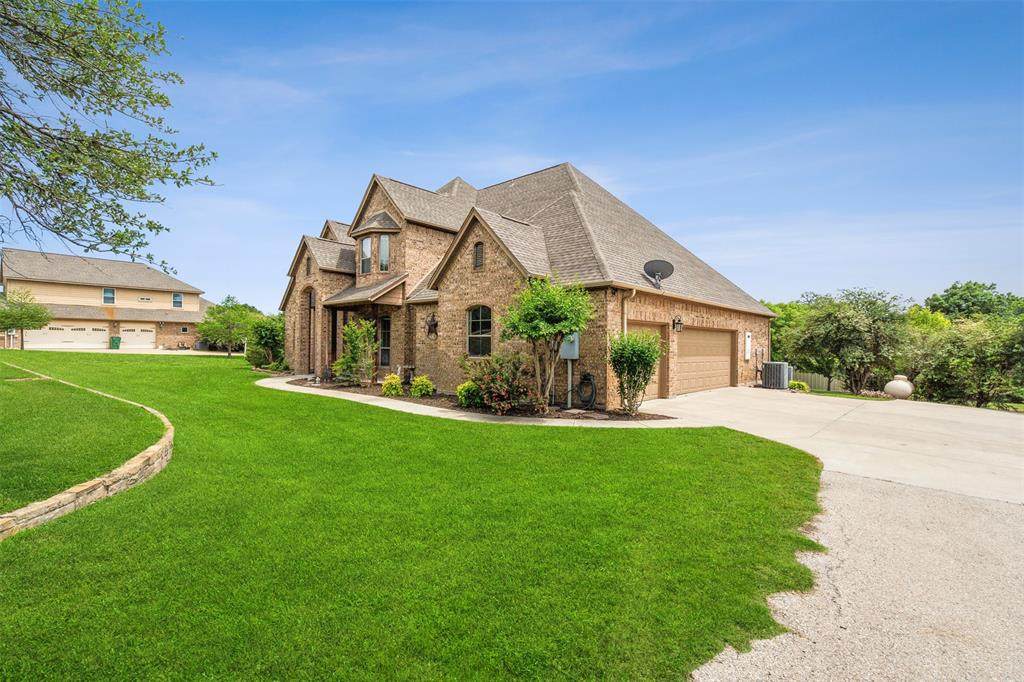 833 Canyon Creek Lane - Photo 1