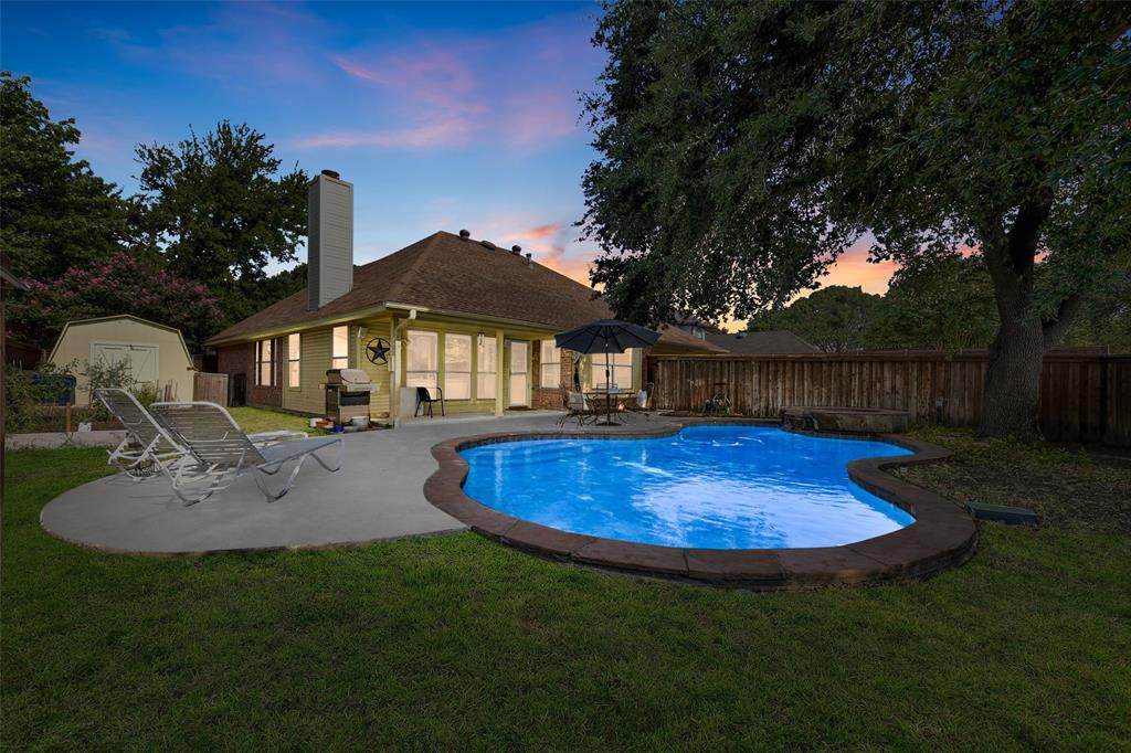 917 Ridgemont Drive - Photo 1