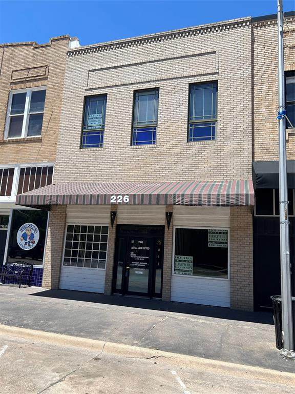 226 Pine Street - Photo 1