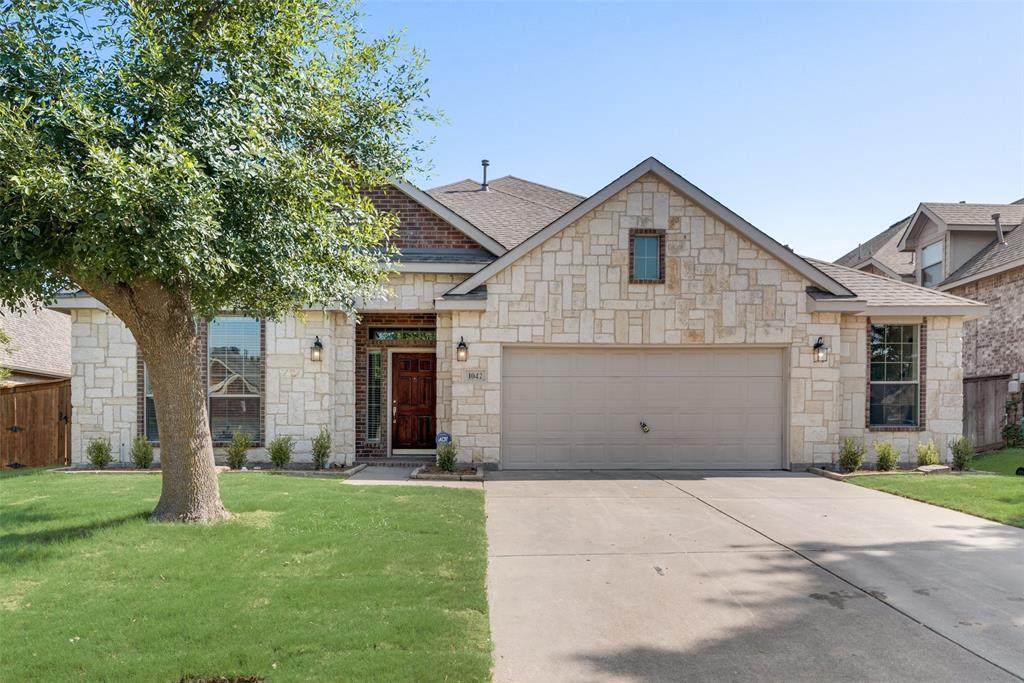 1042 Fieldstone Drive - Photo 1