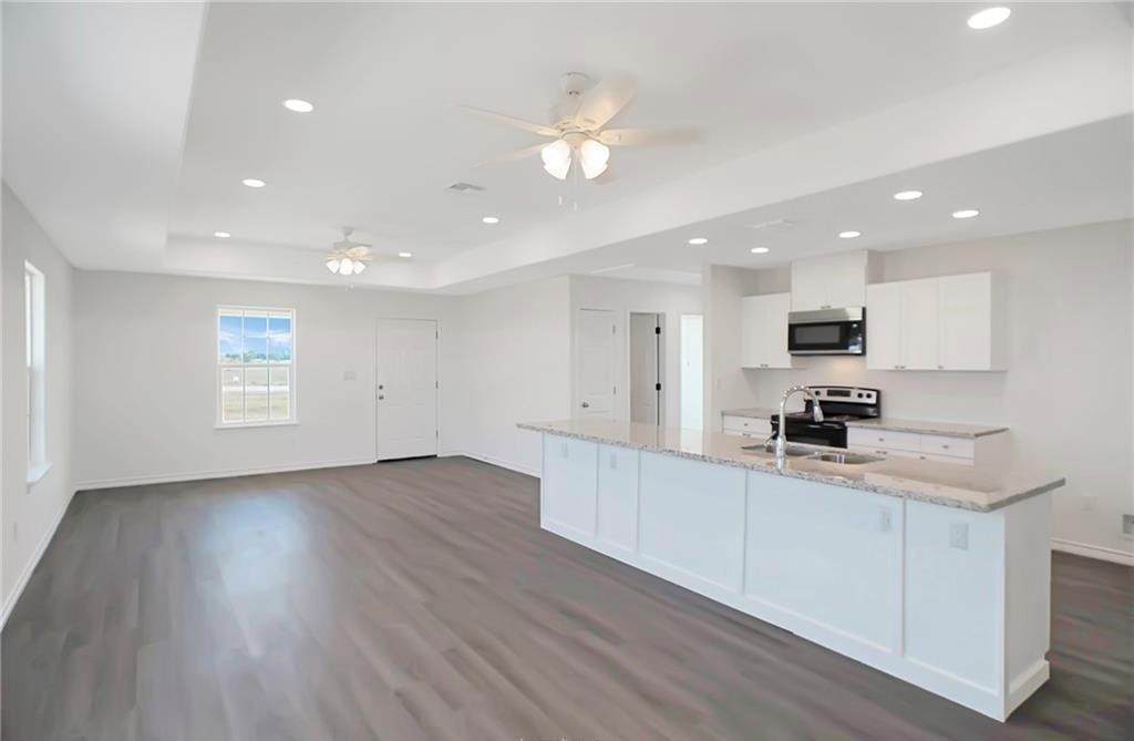 304 Francis Street - Photo 1