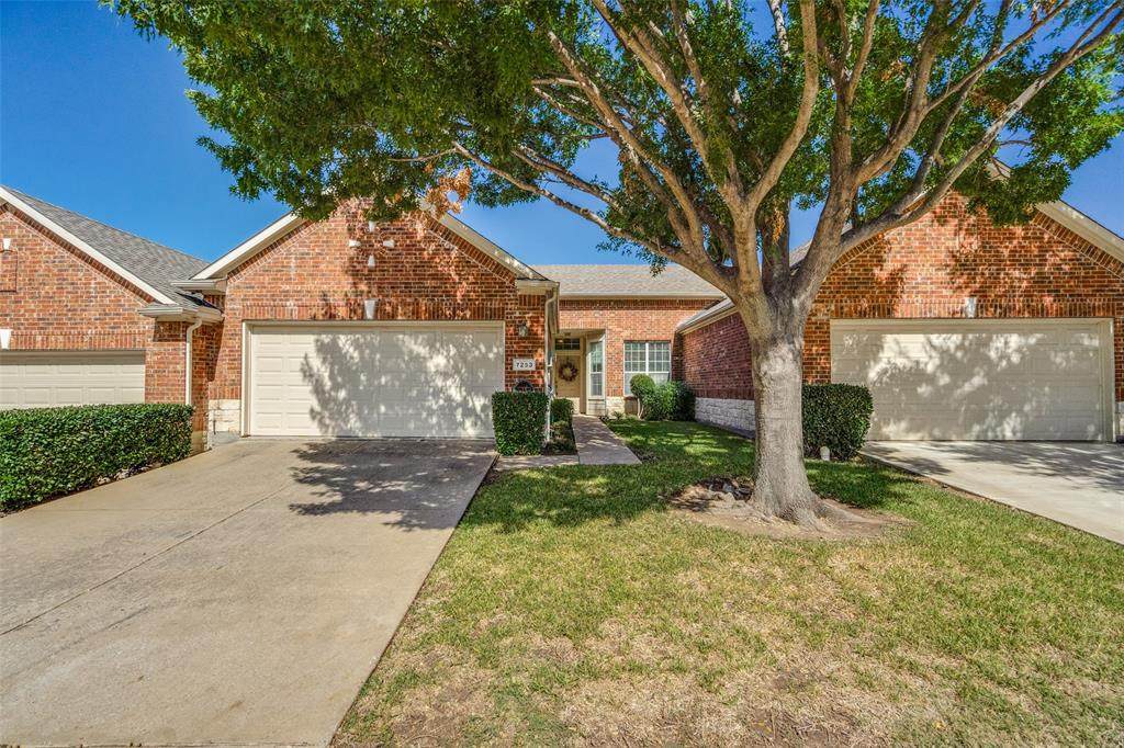 7253 Bianca Lane - Photo 1