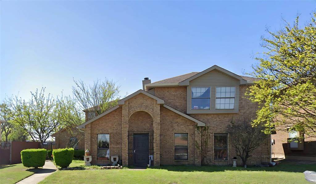 710 Cresent Drive - Photo 1