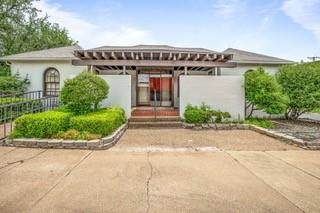 620 4th Street - Photo 1