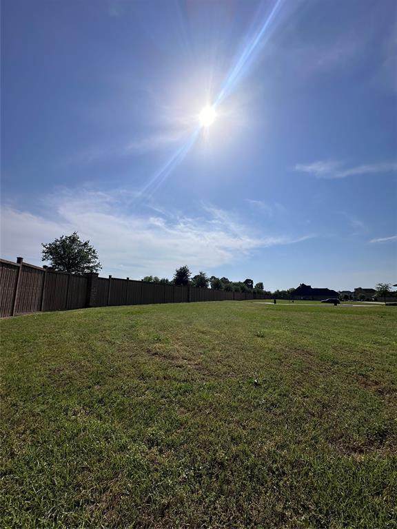 100 Heron Walk - Photo 1