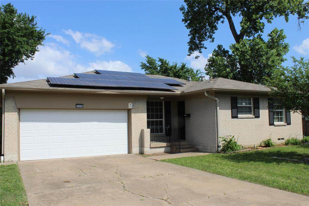 1318 Rogers Road - Photo 1