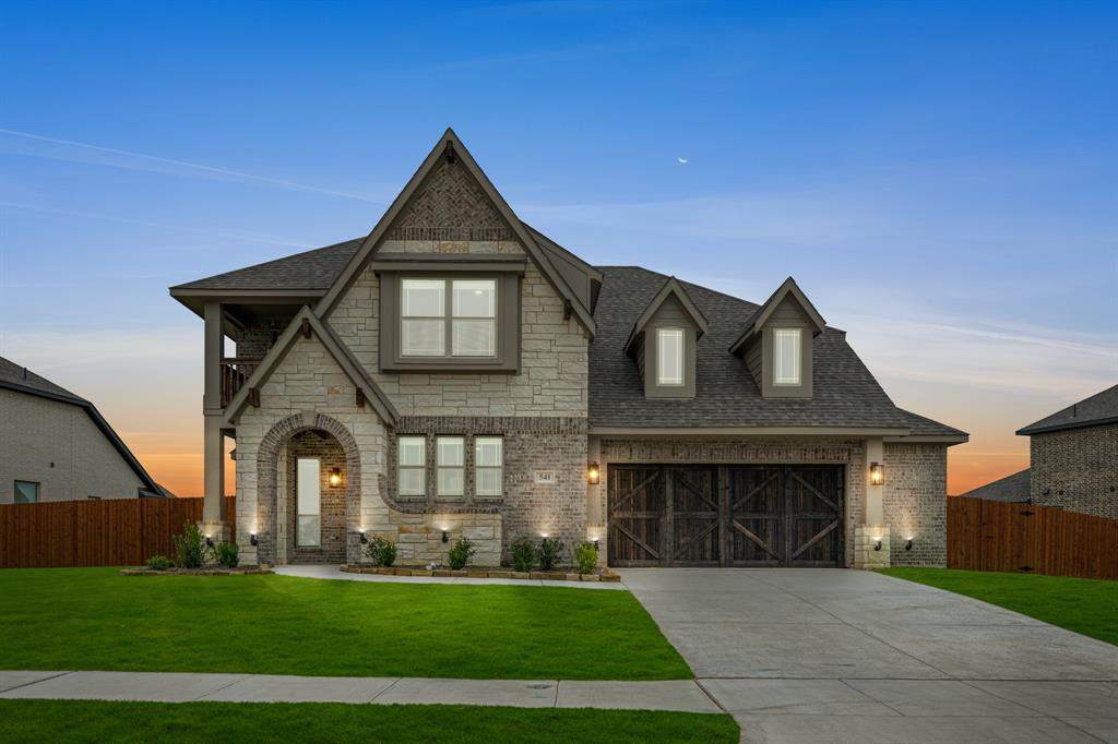 541 Holiday Avenue - Photo 1