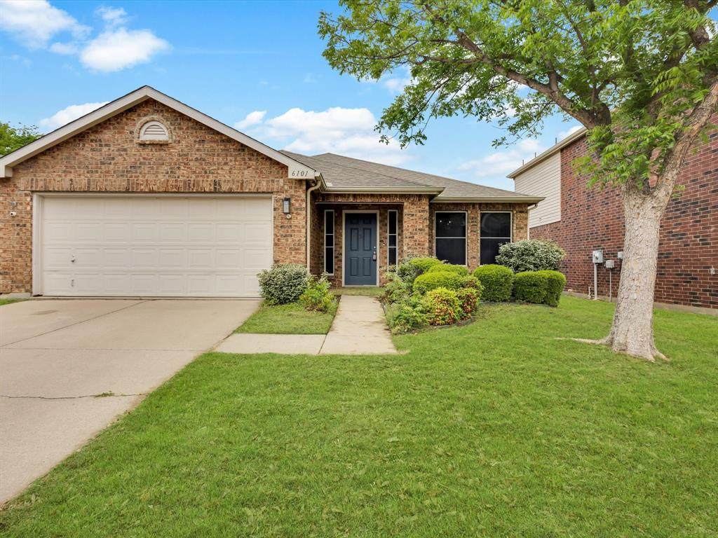 6101 Photinia Avenue - Photo 1