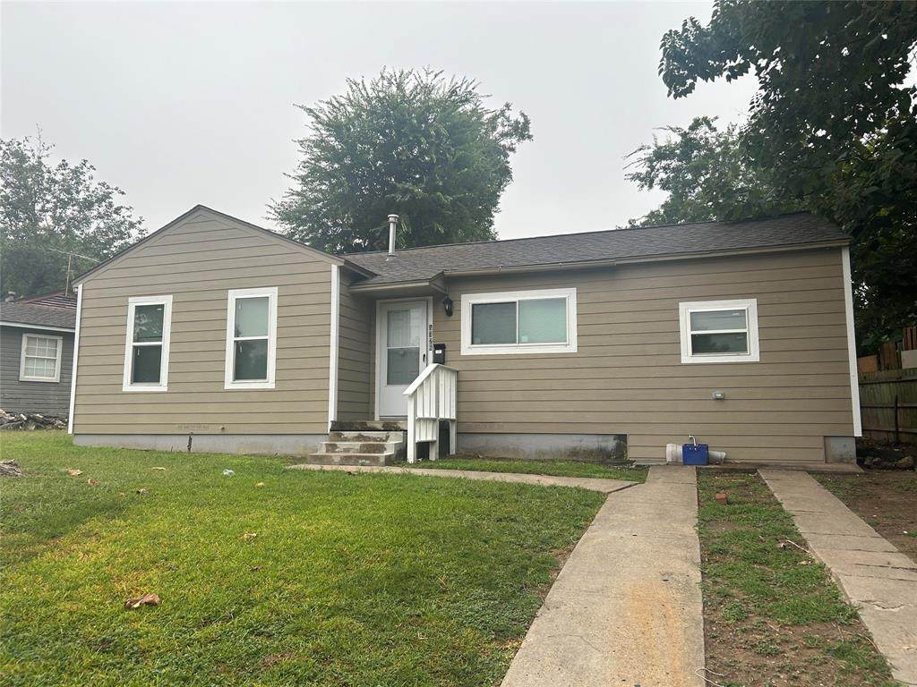 1726 Kirkwood Drive - Photo 1