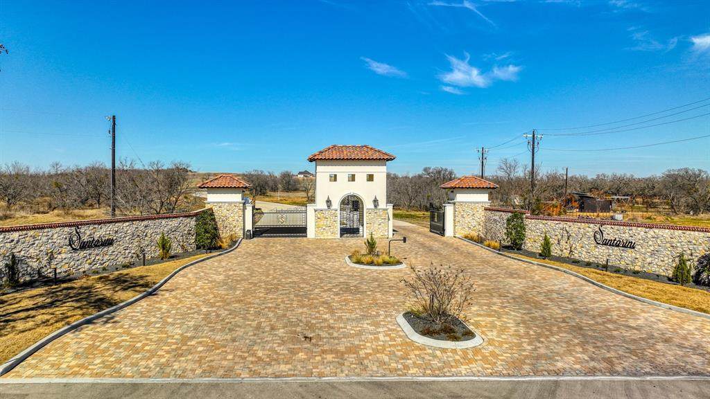 3008 Palermo Drive - Photo 1