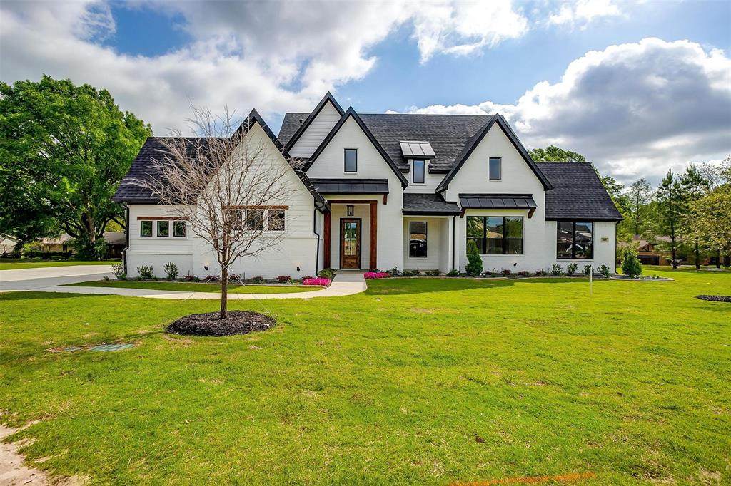 2000 Cumberland Circle - Photo 1