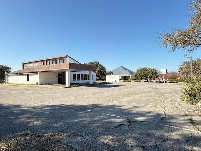 1501 Northwest Highway - Photo 1