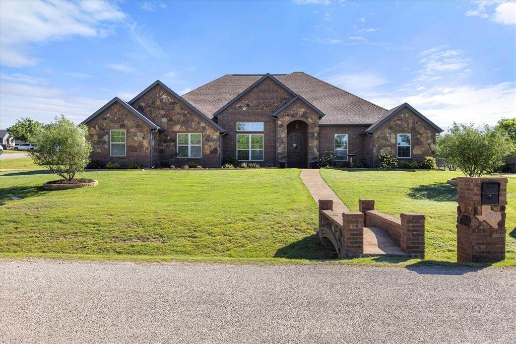 3717 Lonesome Creek Road - Photo 1