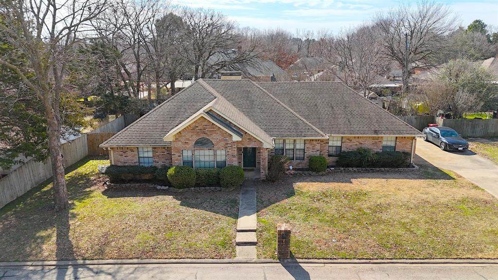 812 Mockingbird Street - Photo 1